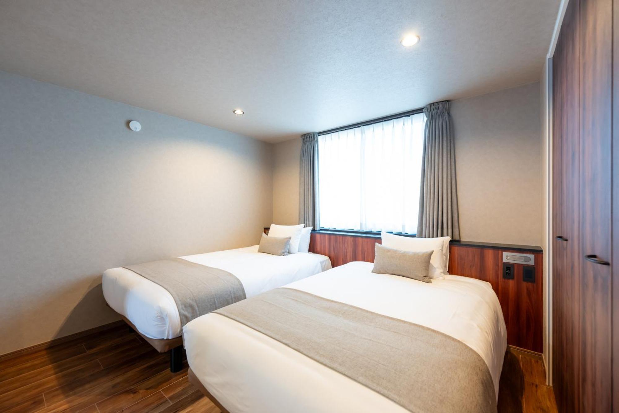 Lana Tokyo Hotel — Photos 1
